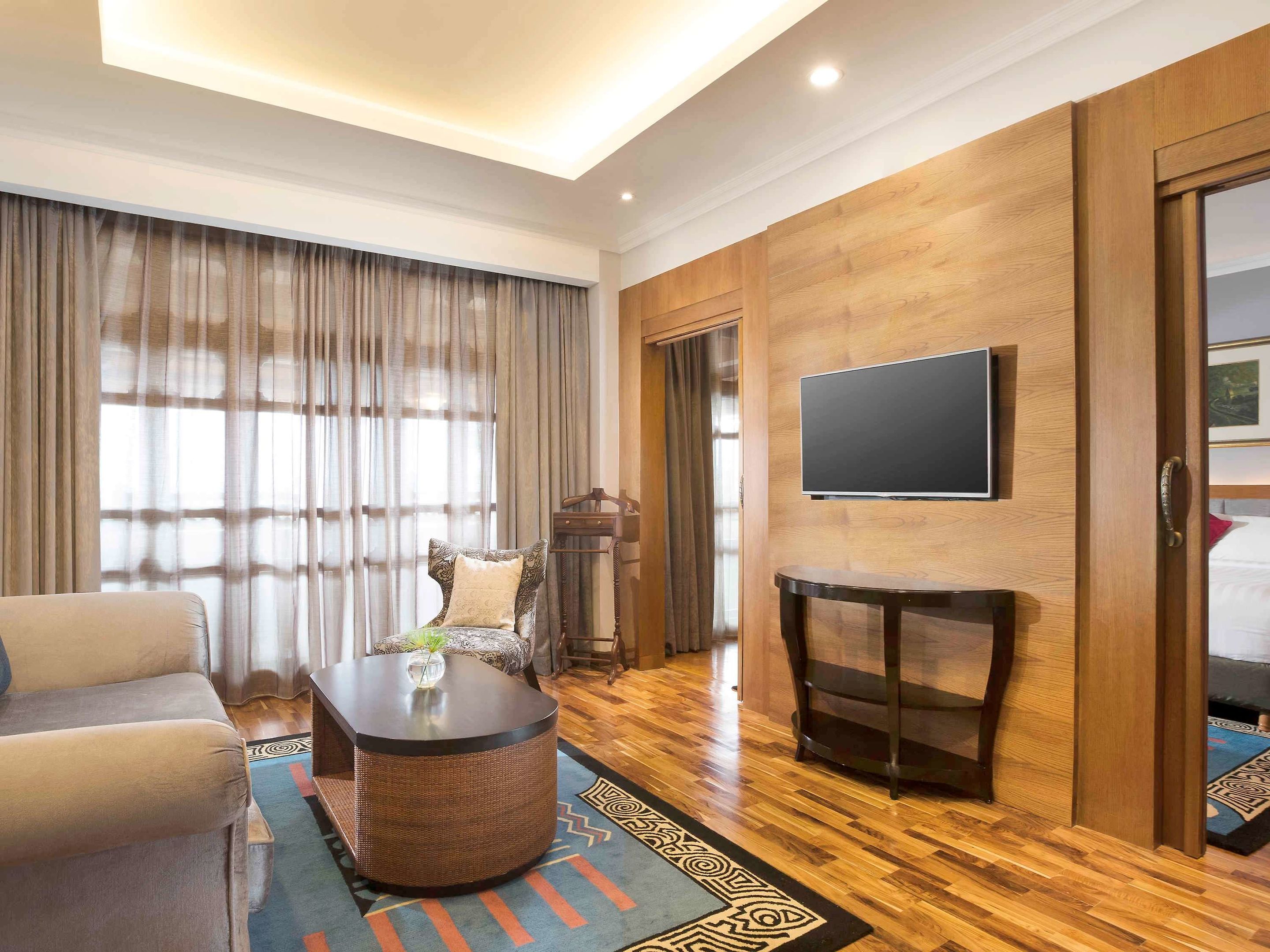 monopoli hotel bukittinggi