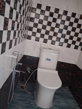 Hotel Csr Palace,,2 star