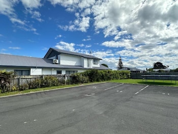 eastland pacific motor lodge