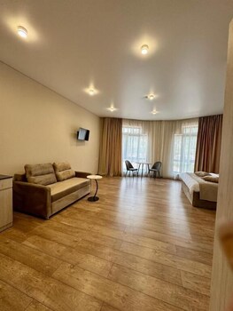Marco Hotel,,3 star