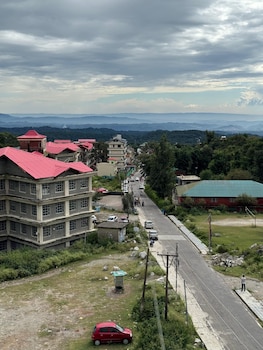 manuni inn khanyara rd