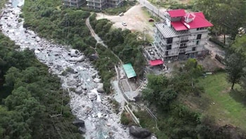 manuni inn khanyara rd