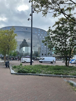 the hyve budget hotel rotterdam