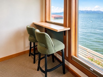 Hanthorn Lofts On Pier 39,,2 star