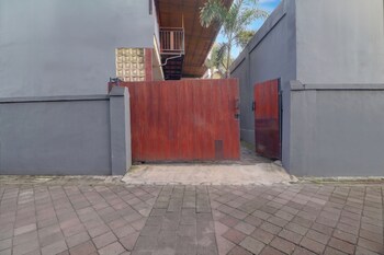 hotel o near rumah sakit mangusada badun