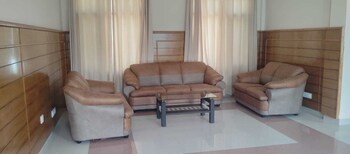 hotel som kunj circuit house
