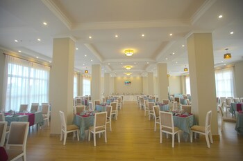 Haile Hotel Debre Birhan,,3 star