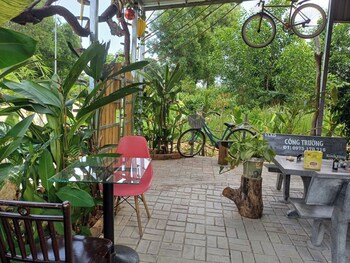 villa garden lucky home