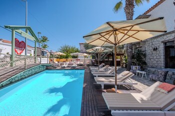 b house alacati
