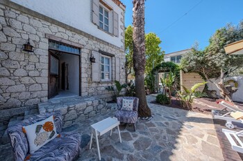 b house alacati