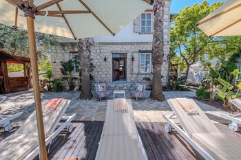 b house alacati