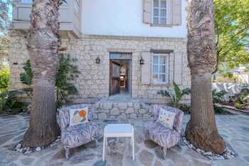 b house alacati