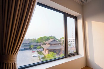Trang An Harmony Hotel,,2 star