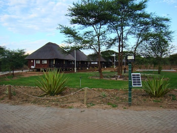 chobe lesoma chalets hotel