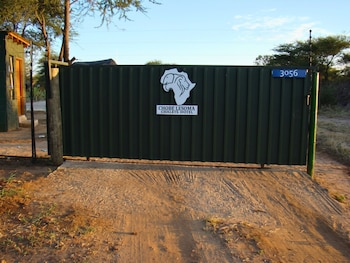 chobe lesoma chalets hotel
