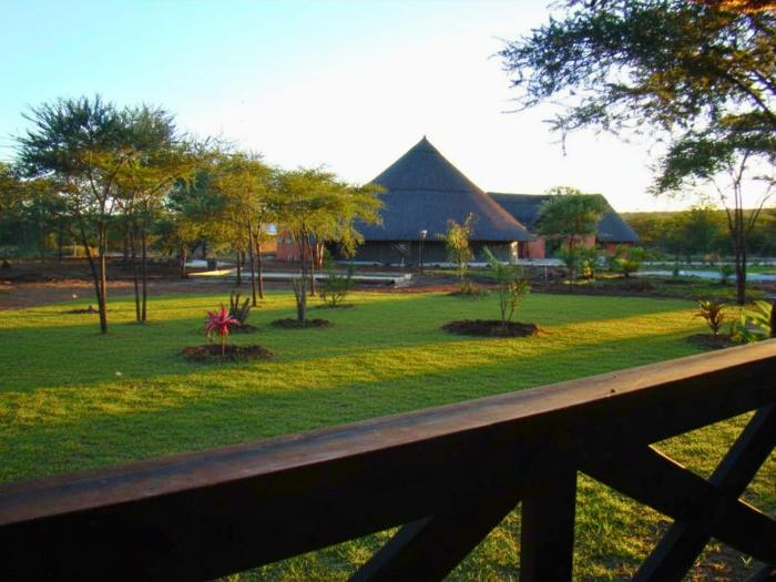 chobe lesoma chalets hotel