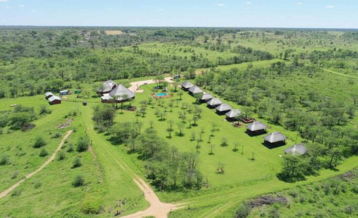 chobe lesoma chalets hotel