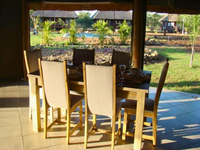 chobe lesoma chalets hotel