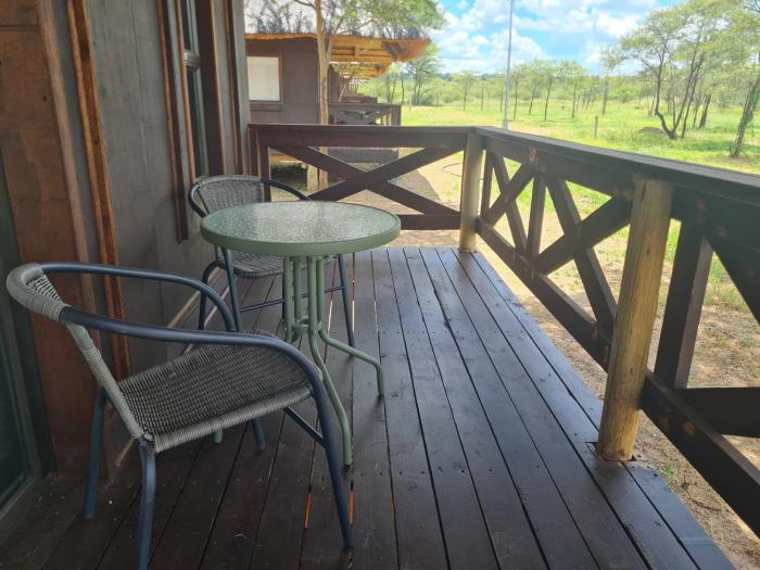 chobe lesoma chalets hotel