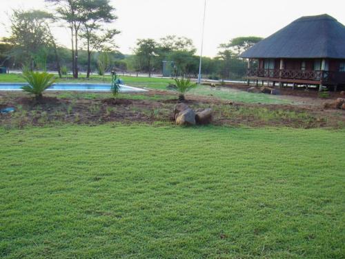 chobe lesoma chalets hotel
