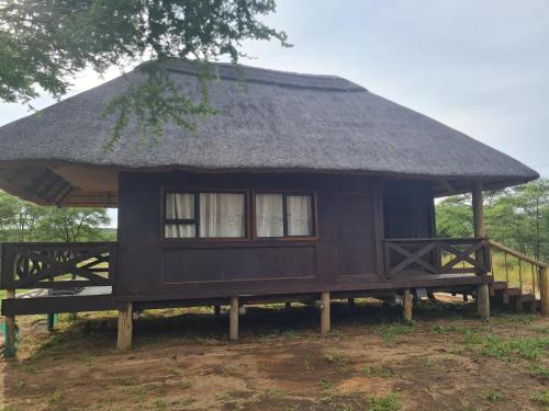chobe lesoma chalets hotel