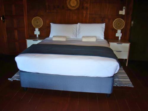 chobe lesoma chalets hotel