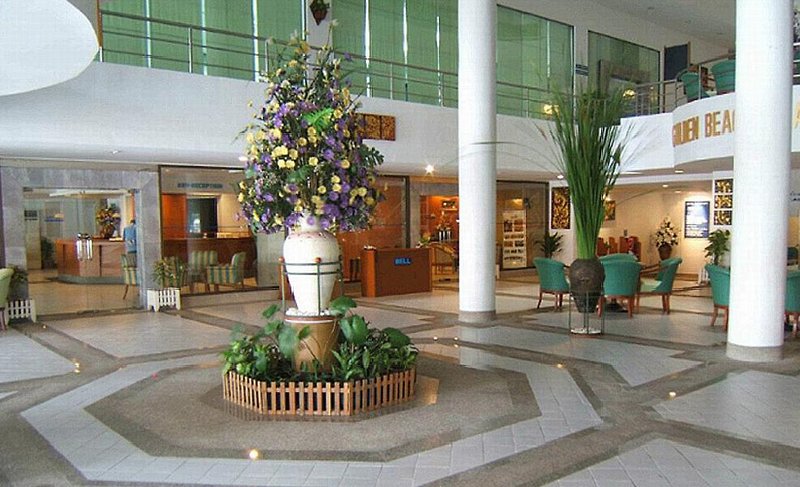 golden beach cha am hotel