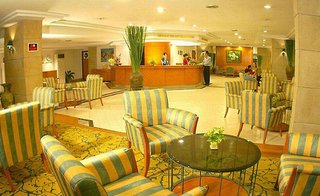 golden beach cha am hotel