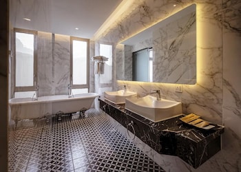 Feliz Executive Stay - Thu Dau Mot,,2 star