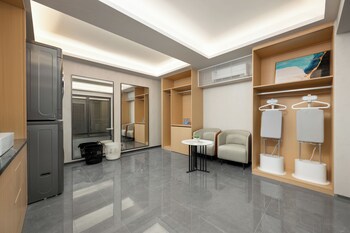 licheng borui hotel