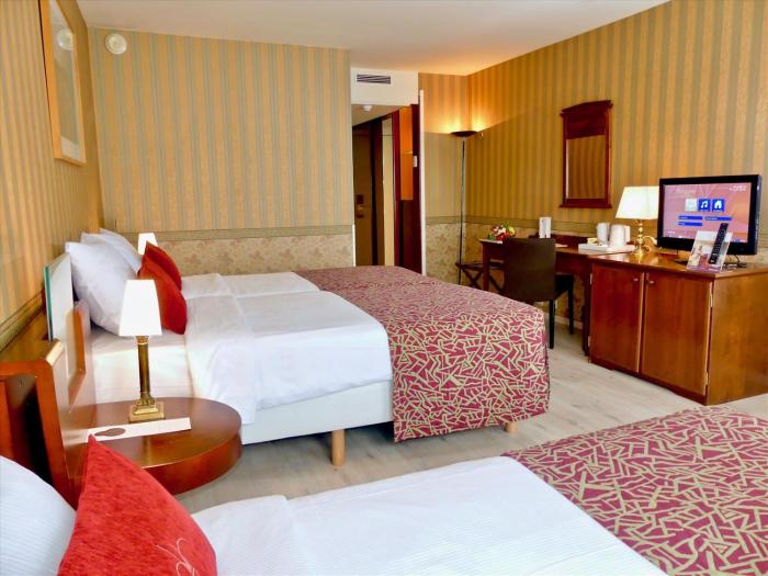 golden tulip de medici hotel