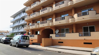 rvapartaments els salats