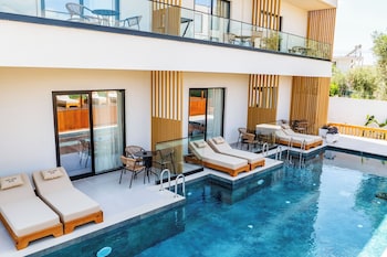 aura mare hotel