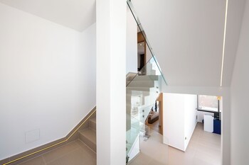 aura mare hotel