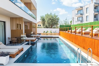 aura mare hotel