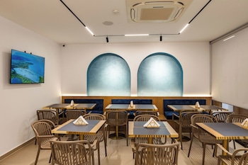aura mare hotel