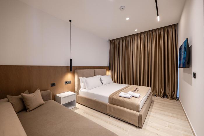 aura mare hotel