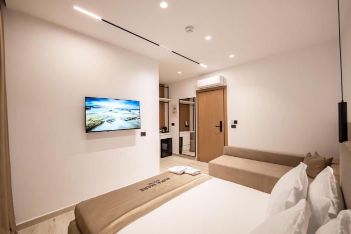 aura mare hotel