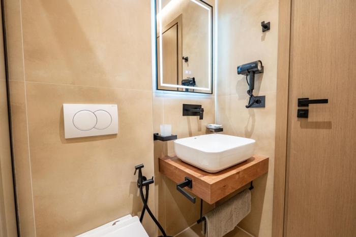 aura mare hotel
