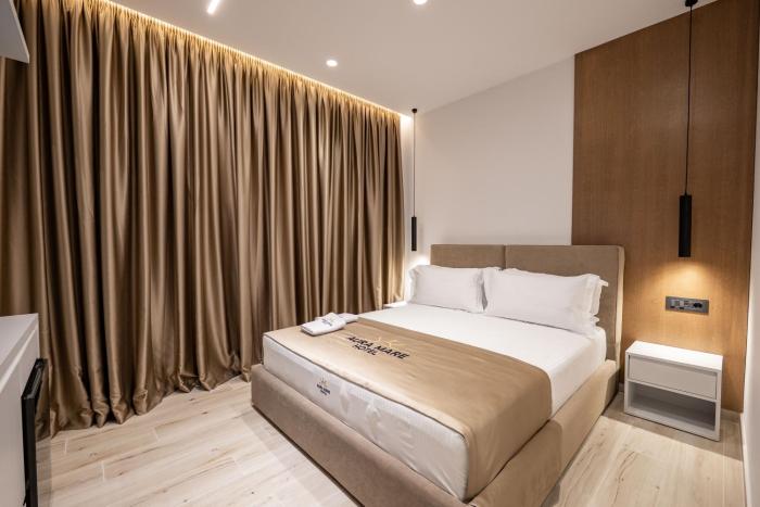aura mare hotel