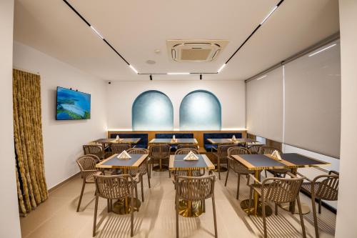 aura mare hotel