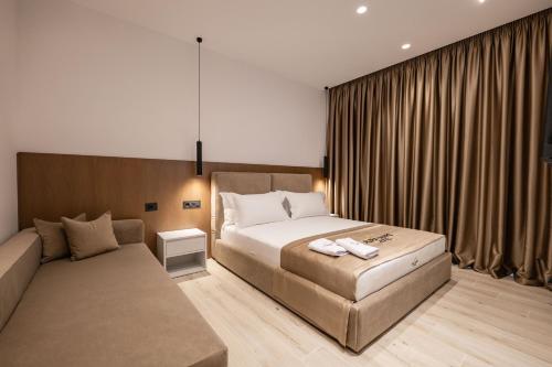 aura mare hotel