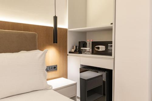 aura mare hotel