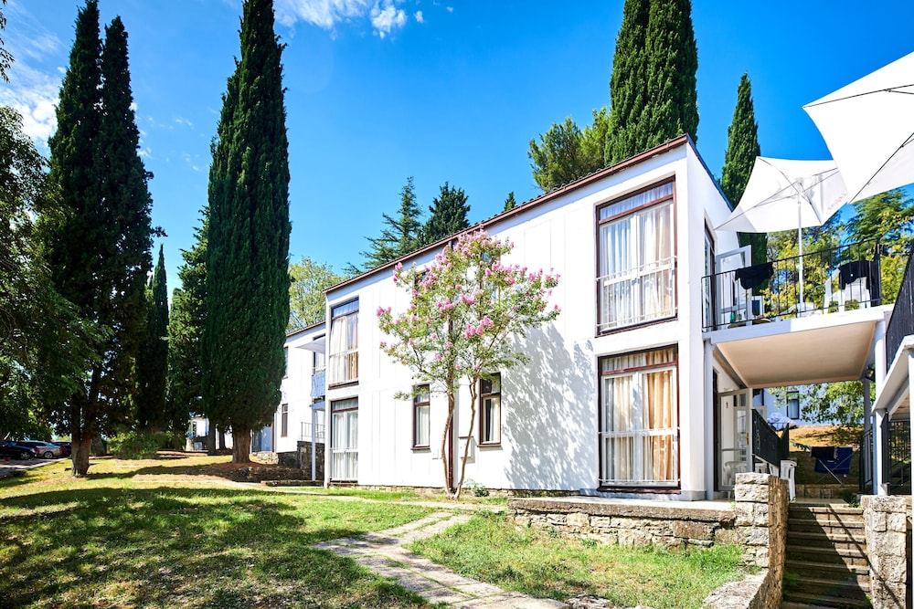 apartments astra plava laguna