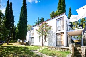 apartments astra plava laguna
