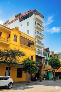 kevin hung hotel