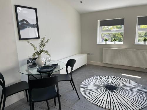 woolton retreat skylights desk parking