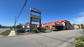 tacoma port inn fife i 5
