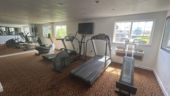 tacoma port inn fife i 5