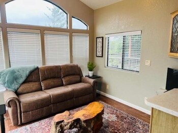 rogue river landing resort